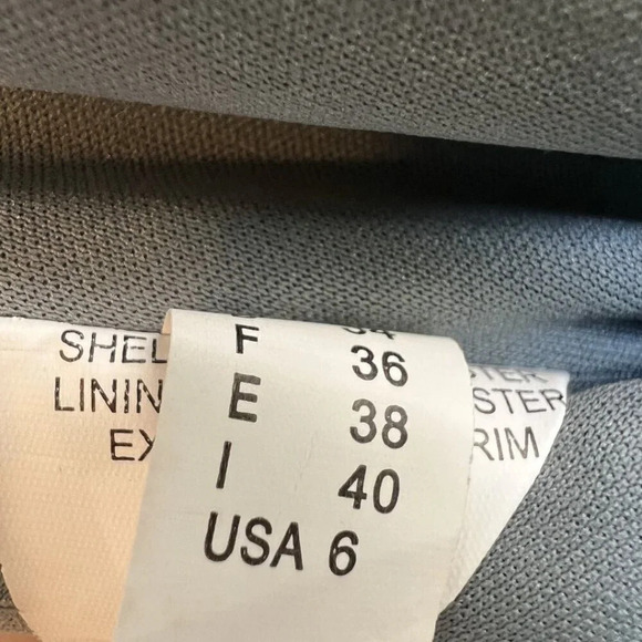 NWT MGNY Gray Silver Sequined Formal Gown $510 - Picture 14 of 15